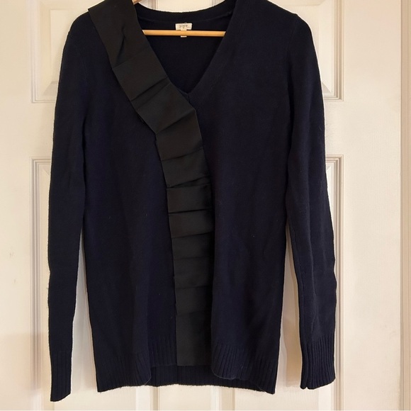 J. CREW Asymmetrical Wool/Cashmere Blend Asymmetrical Ruffle V-Neck Sweater - Picture 5 of 7